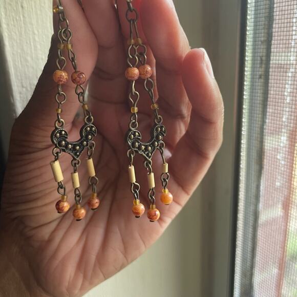 Chandelier Dark Silver Tone Earrings Natural Western Boho Vibe - Picture 3 of 3